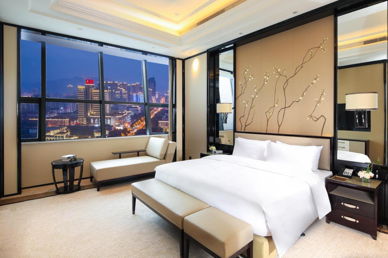 Howard Johnson Plaza Ningbo Exterior foto